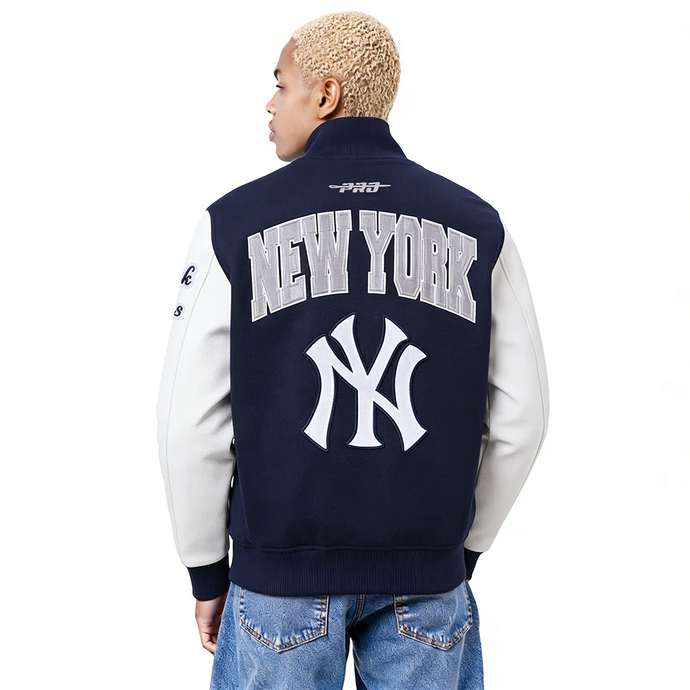 MLB NEW YORK YANKEES CITY ARCH MEN'S WOOL VARSITY JACKET (MIDNIGHT NAVY/WHITE) - Image 2