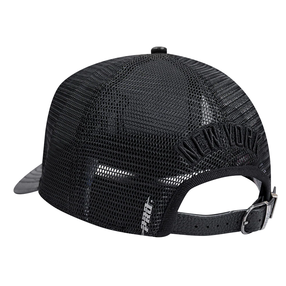 MLB NEW YORK YANKEES BLACK OUT CLASSIC LOGO PINCH FRONT STRAPBAC (BLACK) - Image 4