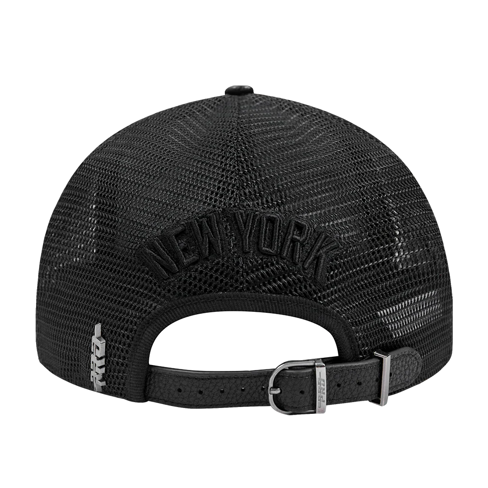 MLB NEW YORK YANKEES BLACK OUT CLASSIC LOGO PINCH FRONT STRAPBAC (BLACK) - Image 5