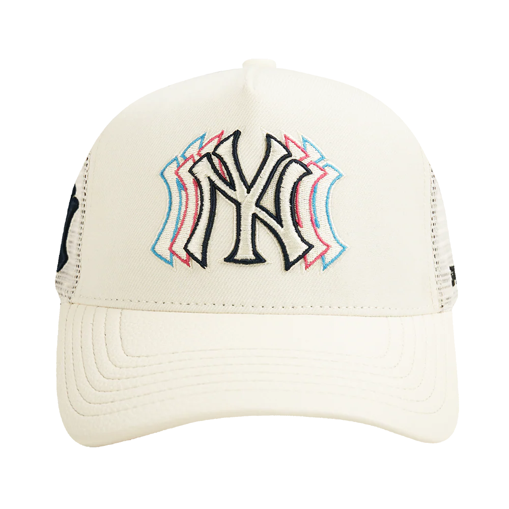 MLB NEW YORK YANKEES ECHO LOGO MEN'S PINCH FRONT LEATHER TRUCKER HAT (EGGSHELL)
