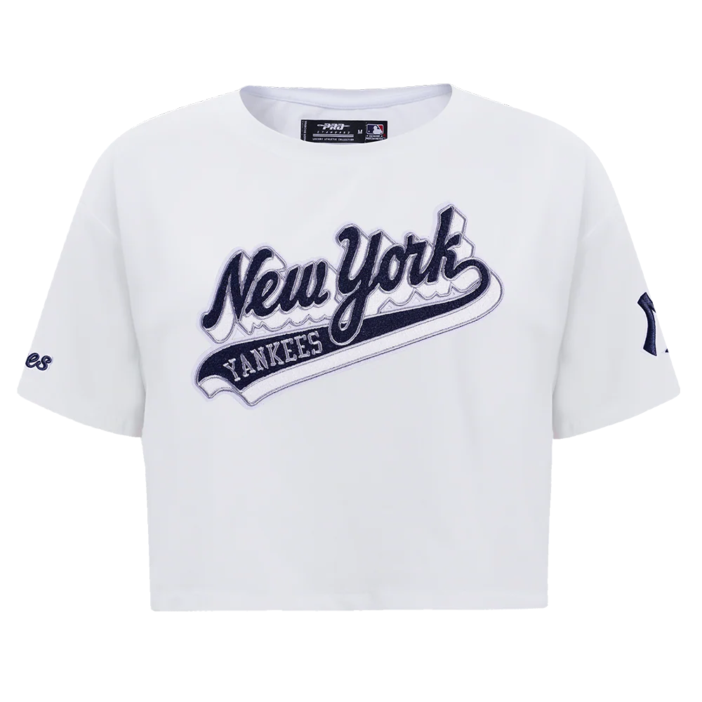 MLB NEW YORK YANKEES SCRIPT TAIL WOMEN'S SINGLE JERSEY BOXY TOP (WHITE)
