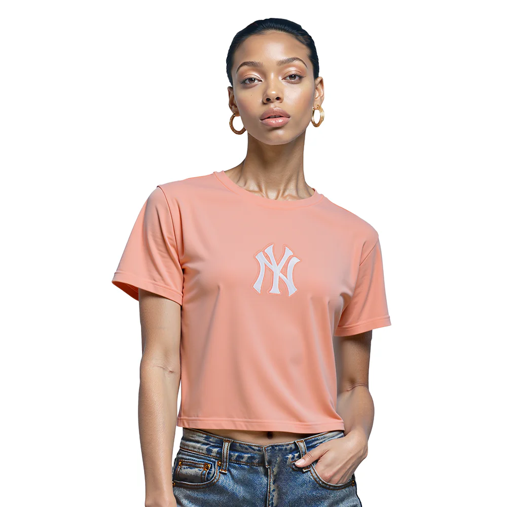 MLB NEW YORK YANKEES WINGSPAN WOMEN'S SJ BOXY TEE (GUAVA) - Image 2