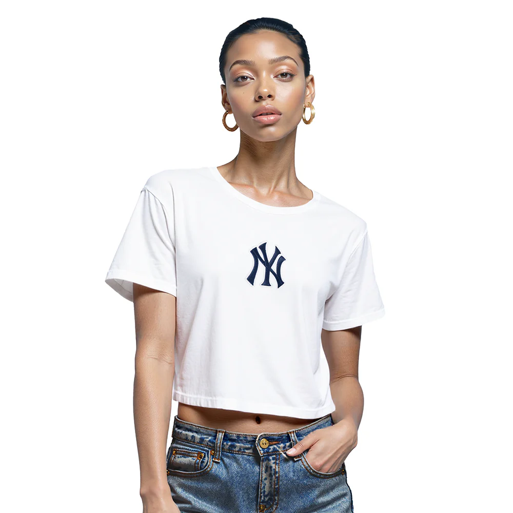 MLB NEW YORK YANKEES WINGSPAN WOMEN'S SJ BOXY TEE (WHITE) - Image 2
