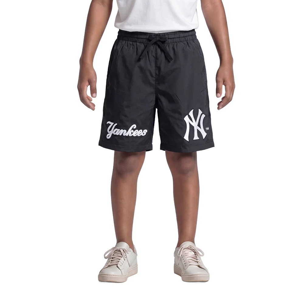 MLB NEW YORK YANKEES TACKLE TWILL BIG BOYS WOVEN SHORT (BLACK)