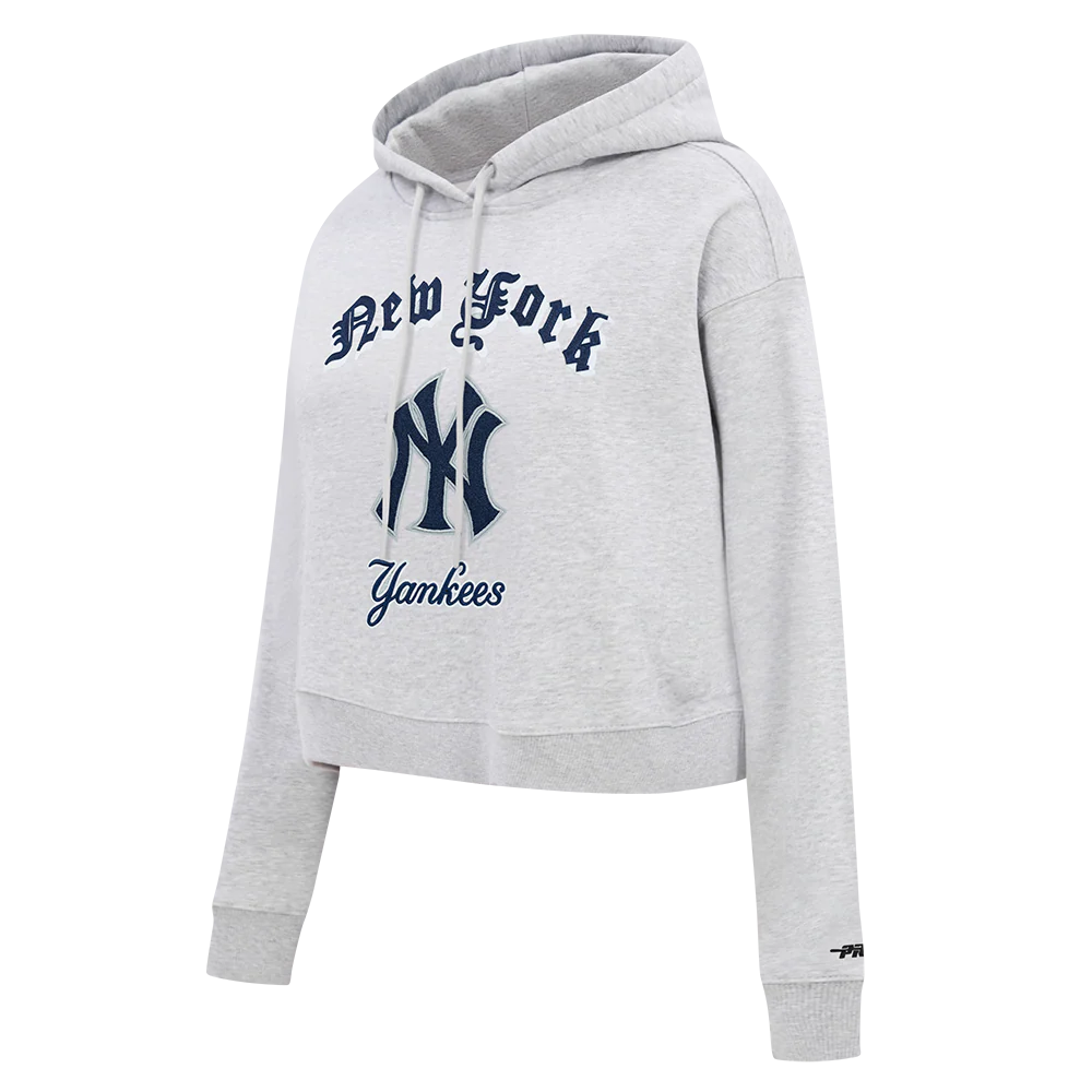 MLB NEW YORK YANKEES OLD ENGLISH WOMEN'S CROPPED PO HOODIE (HEATHER GREY) - Image 2