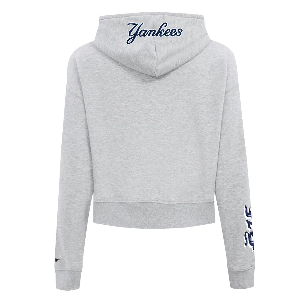 MLB NEW YORK YANKEES OLD ENGLISH WOMEN'S CROPPED PO HOODIE (HEATHER GREY) - Image 3
