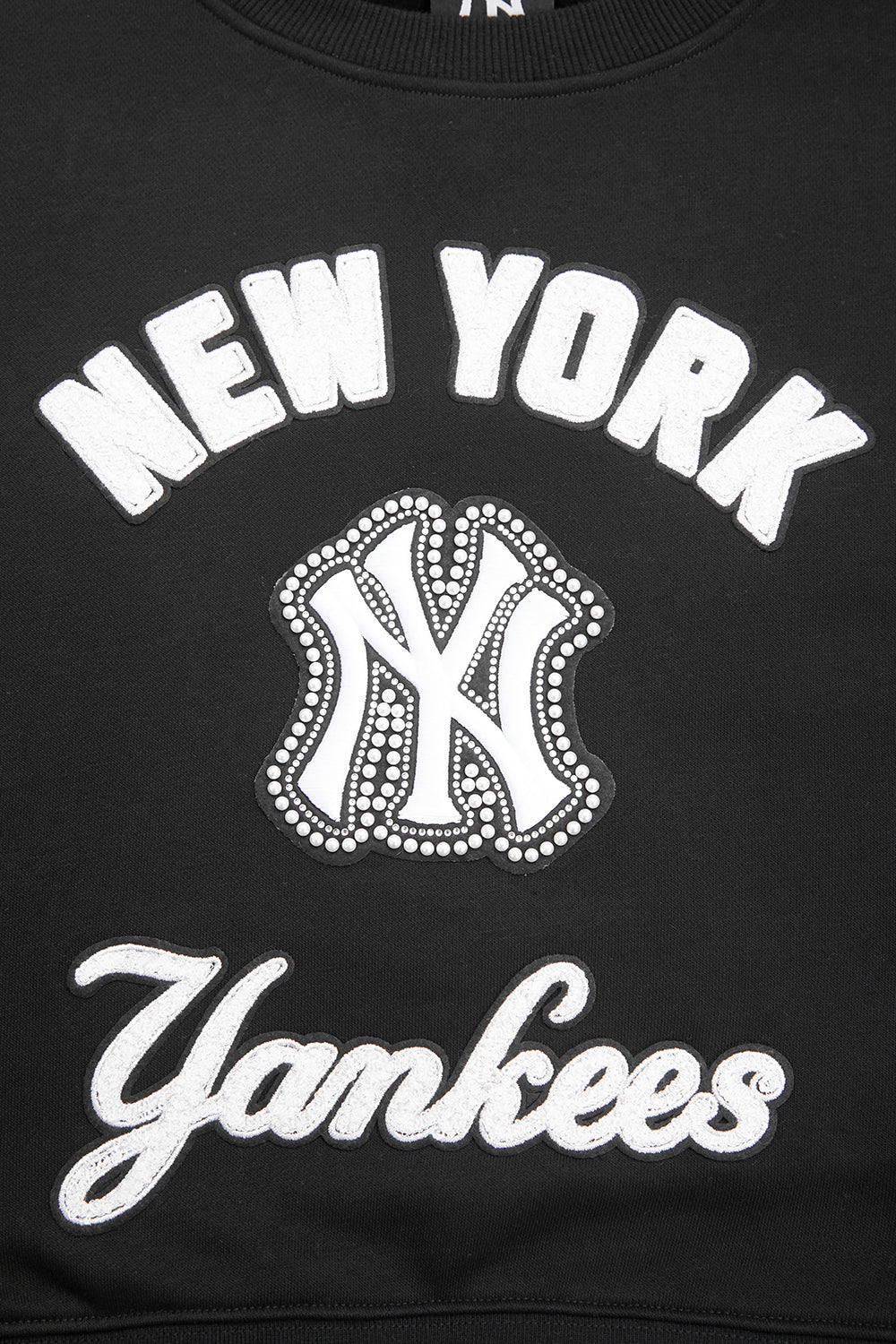 MLB NEW YORK YANKEES PEARLS WOMEN'S RIB FLEECE CREWNECK (BLACK) - Image 7
