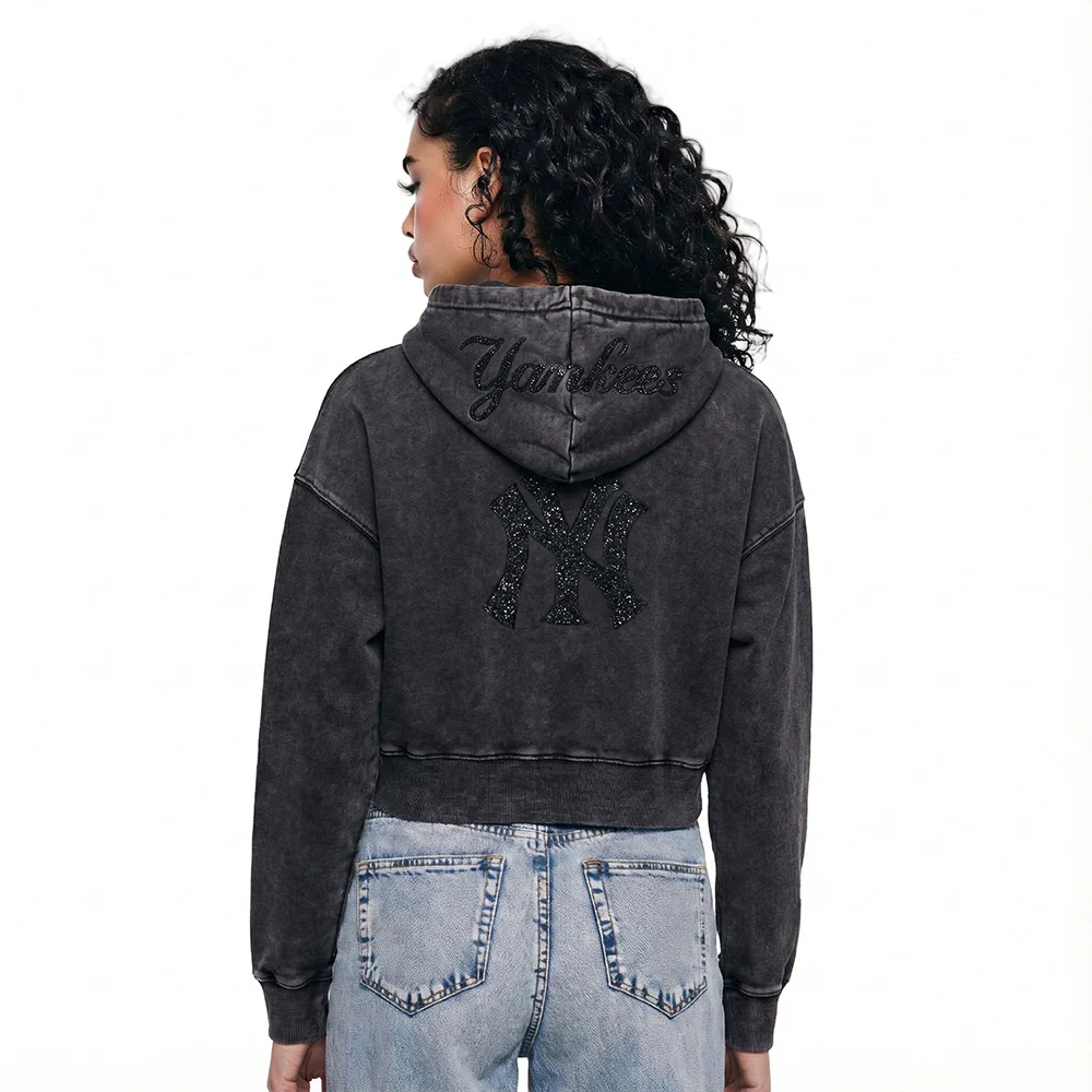 MLB NEW YORK YANKEES WASHED CRYSTALLINE WOMEN'S ENZYME WASH FT CROPPED (WASHED BLACK) - Image 2