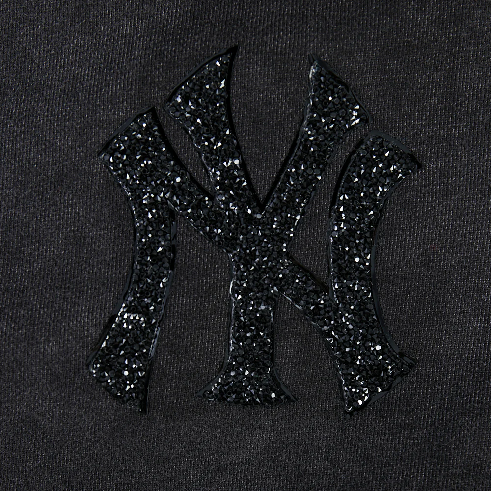 MLB NEW YORK YANKEES WASHED CRYSTALLINE WOMEN'S ENZYME WASH FT CROPPED (WASHED BLACK) - Image 9