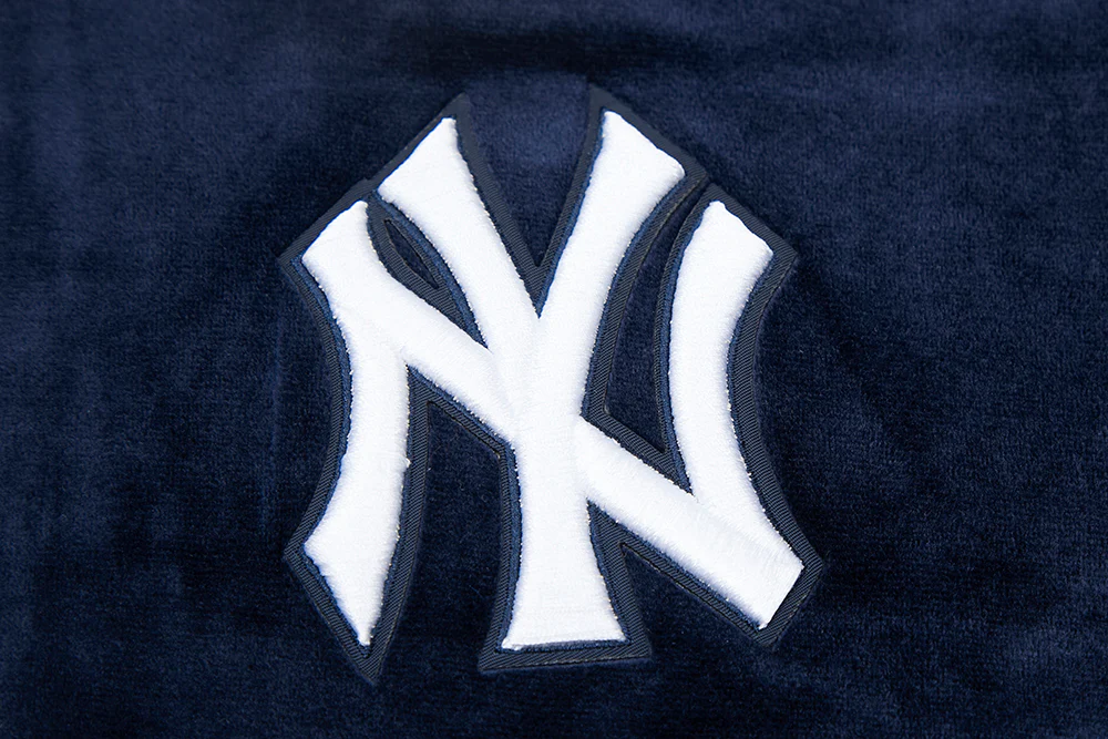 MLB NEW YORK YANKEES CLASSIC WOMEN'S VELOUR FULL ZIP PULLOVER HOODIE (MIDNIGHT NAVY) - Image 5