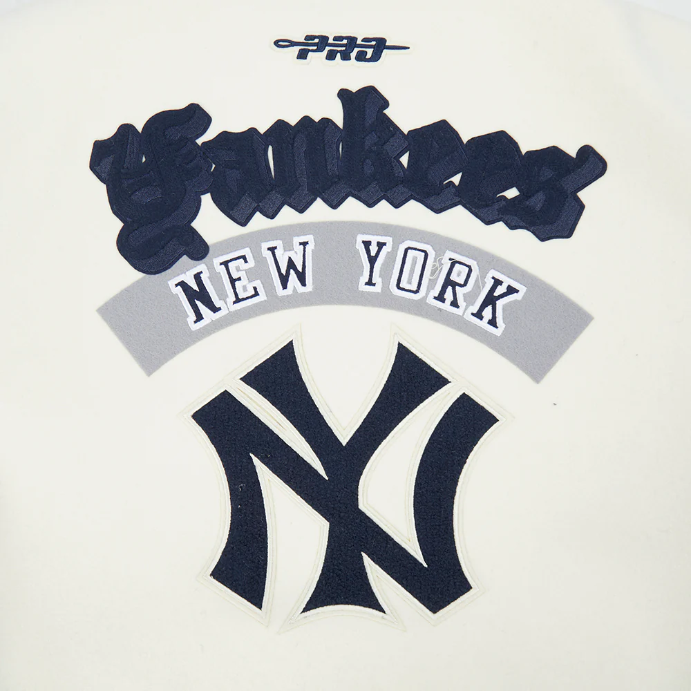 MLB NEW YORK YANKEES BEST OF WOMEN'S CROPPED RIB WOOL VARSITY JACKET (EGGSHELL/ MIDNIGHT NAVY) - Image 11