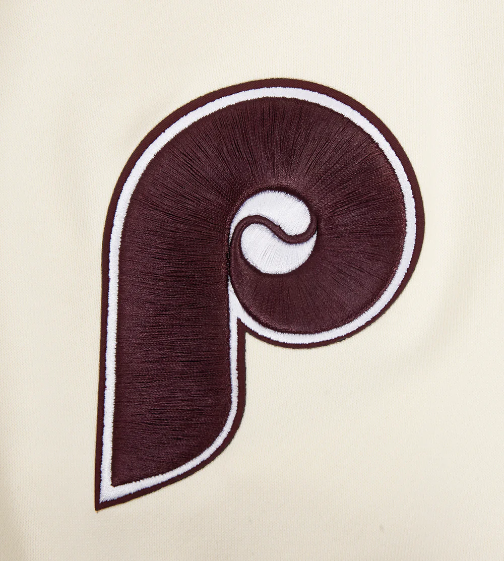MLB PHILADELPHIA PHILLIES OLD ENGLISH MEN'S PULLOVER HOODIE (EGGSHELL) - Image 6