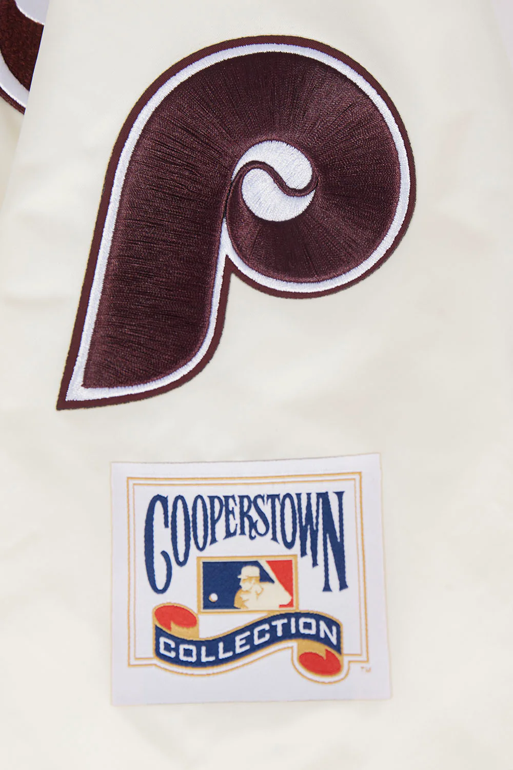 MLB PHILADELPHIA PHILLIES RETRO CLASSIC MEN'S RIB SATIN JACKET (EGGSHELL/WINE) - Image 8