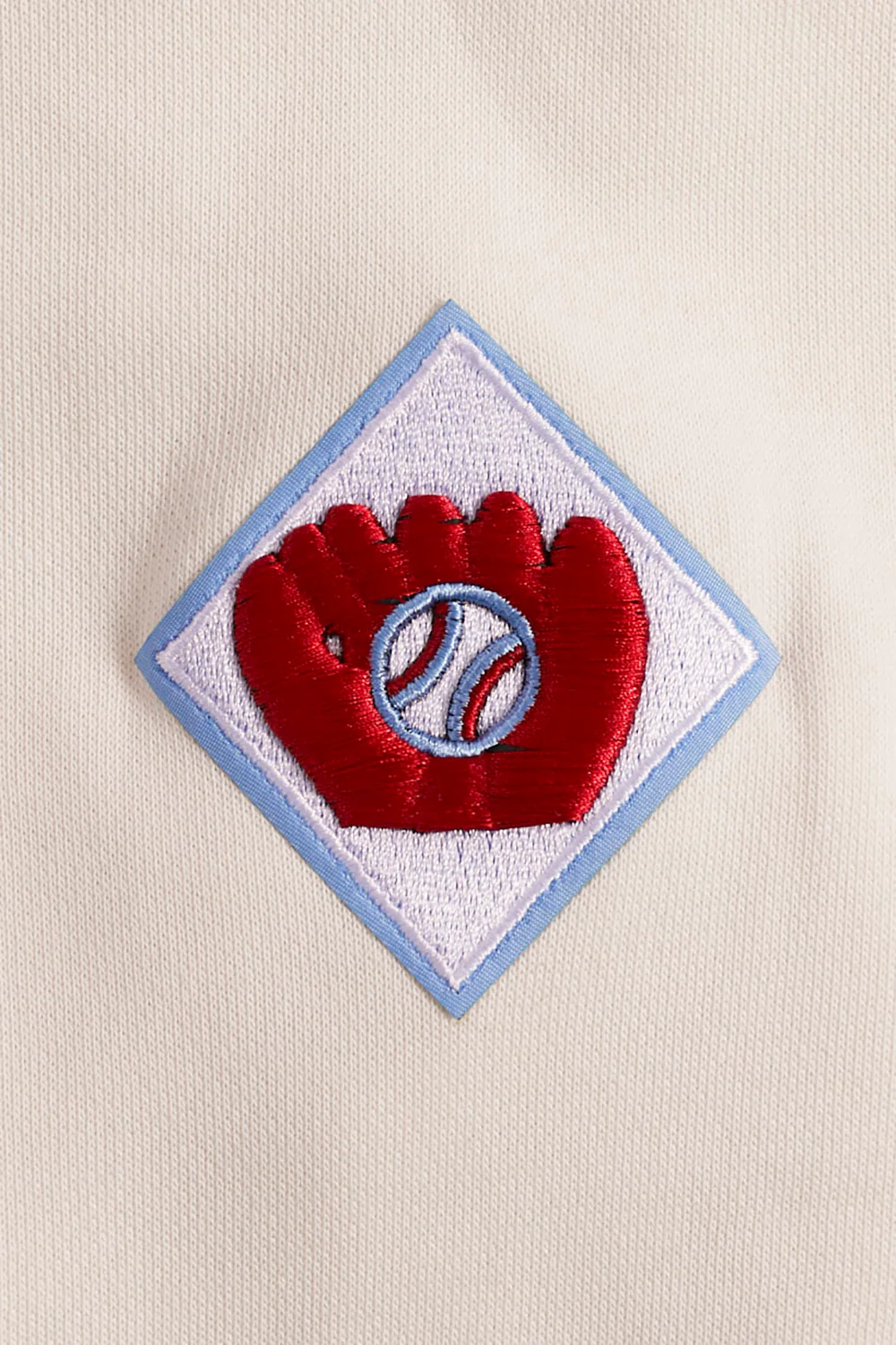 MLB PHILADELPHIA PHILLIES RETRO CLASSIC WOMEN'S CROPPED PULLOVER HOODIE (EGGSHELL/ RED) - Image 6