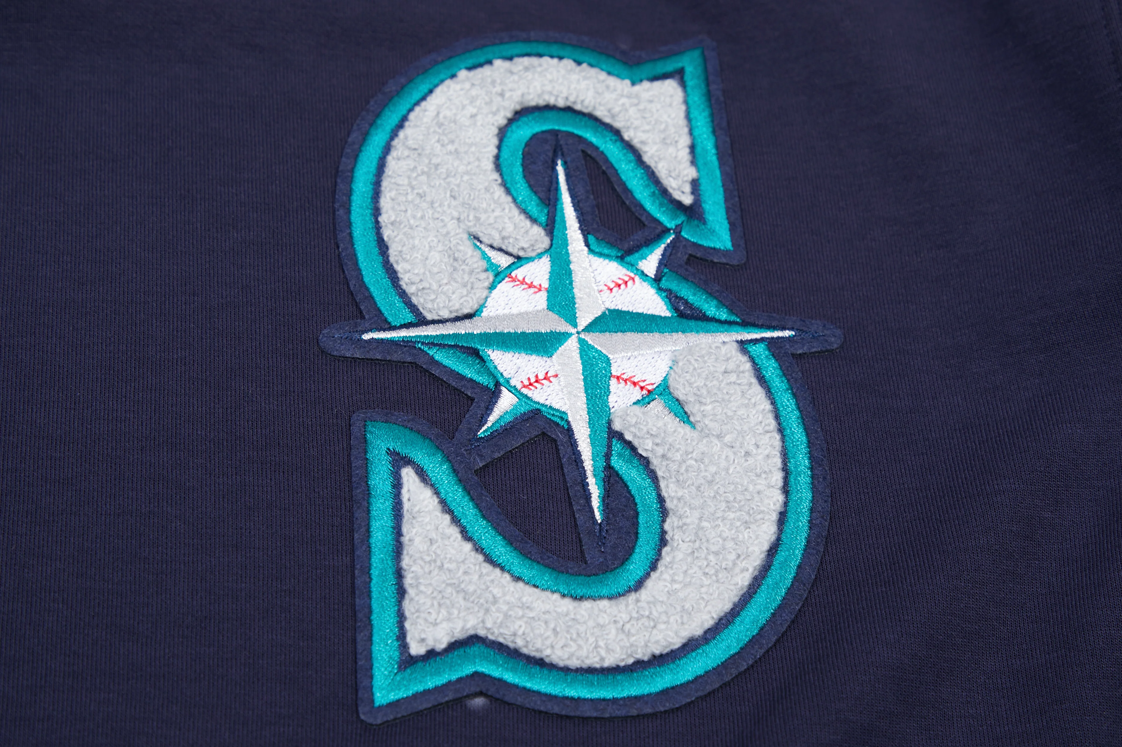 MLB SEATTLE MARINERS CLASSIC CHENILLE MEN'S PULL OVER HOODIE (MIDNIGHT NAVY) - Image 8