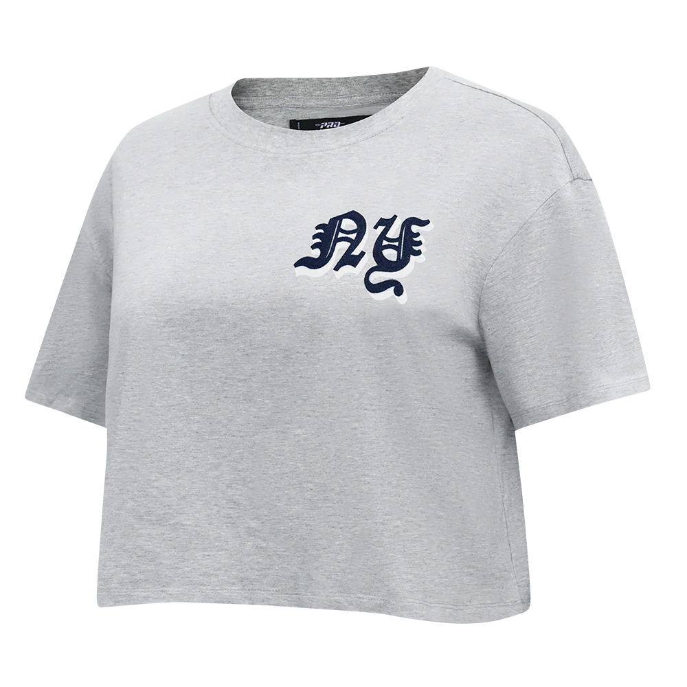 MLB NEW YORK YANKEES OLD ENGLISH WOMEN'S SINGLE JERSEY BOXY TEE (HEATHER GREY) - Image 2