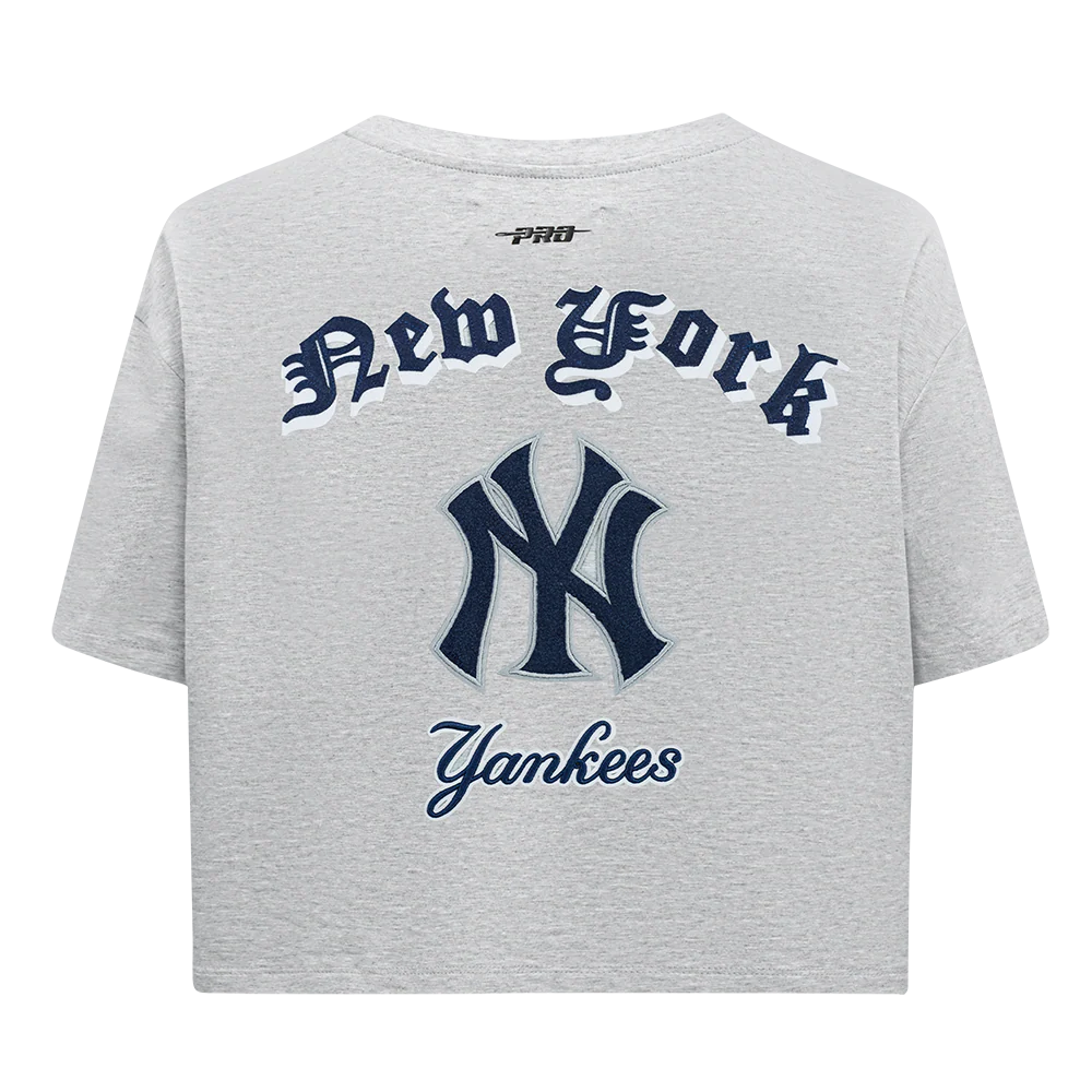 MLB NEW YORK YANKEES OLD ENGLISH WOMEN'S SINGLE JERSEY BOXY TEE (HEATHER GREY) - Image 3