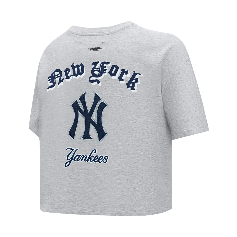 MLB NEW YORK YANKEES OLD ENGLISH WOMEN'S SINGLE JERSEY BOXY TEE (HEATHER GREY) - Image 4